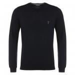 Men 's knitted pullover made from soft