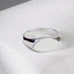 CANDY Cane Silver Oval Signet Ring - Was